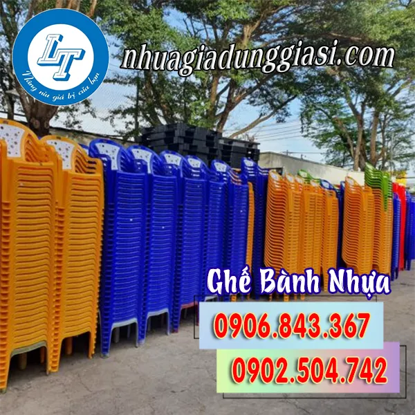 GHẾ BÀNH NHỰA