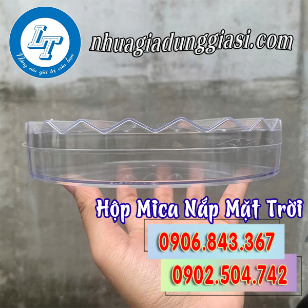 HỘP NHỰA MICA NẮP MẶT TRỜI