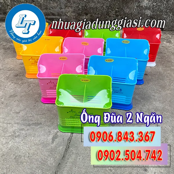 ỐNG ĐỰNG ĐŨA NHỰA CHỮ NHẬT