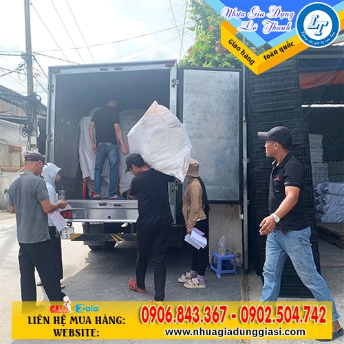 Thùng đá 14l giao hàng tận nơi Thùng đá 14l giao hàng tận nơi