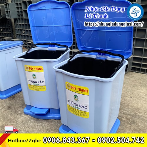 Thùng đựng rác đạp chân Thùng đựng rác đạp chân