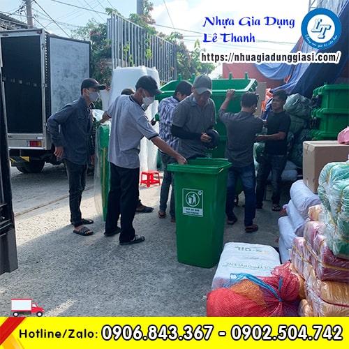 Thùng đựng rác giao nhanh đúng hẹn Thùng đựng rác giao nhanh đúng hẹn