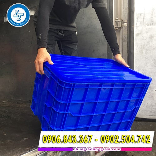 Thùng nhựa công nghiệp trọng lượng nhẹ bưng bê dễ dàng Thùng nhựa công nghiệp trọng lượng nhẹ bưng bê dễ dàng