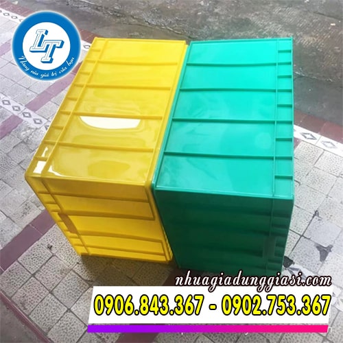 Thùng nhựa đặc xanh vàng
