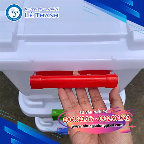 Thùng nhựa đựng thực phẩm khóa kín Thùng nhựa đựng thực phẩm khóa kín