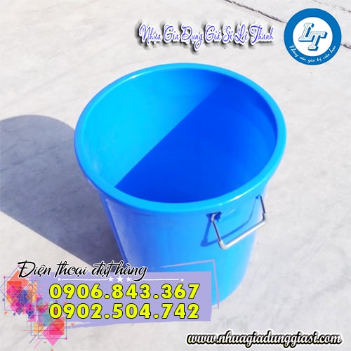 Thùng nhựa tròn bền bỉ không bị giòn gãy khi để ngoài trời