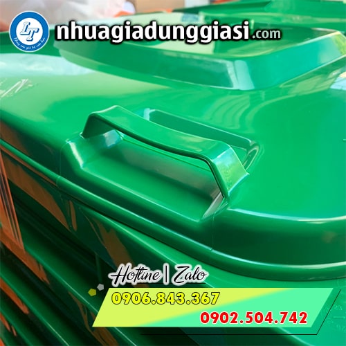 Thùng rác nhựa 120l có tay cầm Thùng rác nhựa 120l có tay cầm