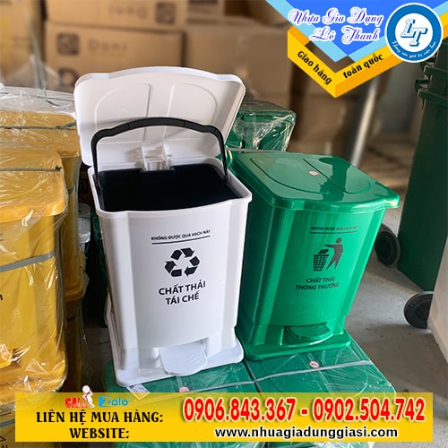 Thùng rác y tế đạp chân Thùng rác y tế đạp chân