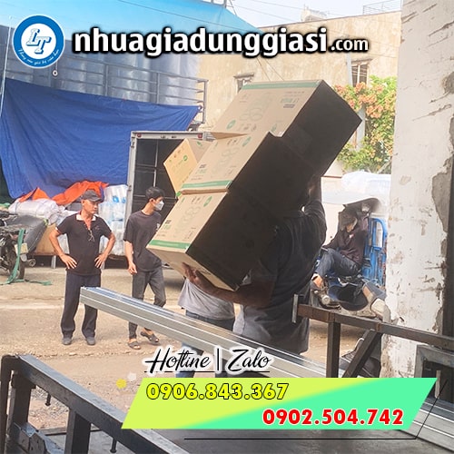 Tô nhựa dùng 1 lần giá rẻ giao nhanh Tô nhựa dùng 1 lần giá rẻ giao nhanh