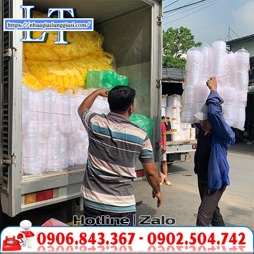 Tô nhựa trong sọc giao hàng nhanh Tô nhựa trong sọc giao hàng nhanh