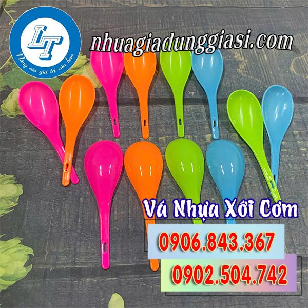 Vá nhựa xới cơm đủ màu