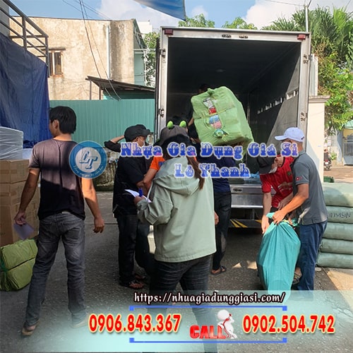 Vận chuyển miễn phí cho khách tại TPHCM Vận chuyển miễn phí cho khách tại TPHCM