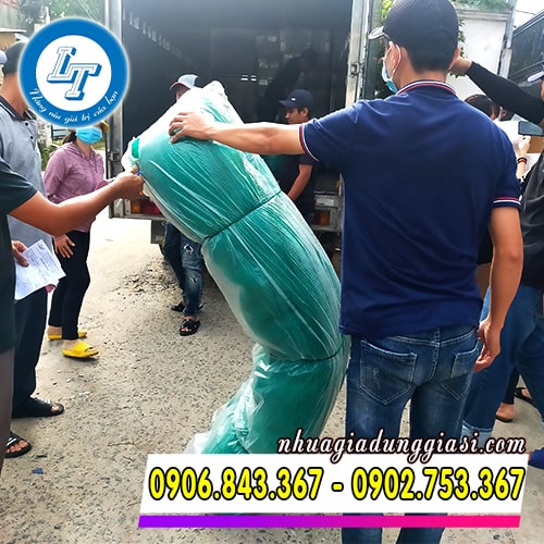 Vận chuyển tận nơi lưới che nắng đến cho khách