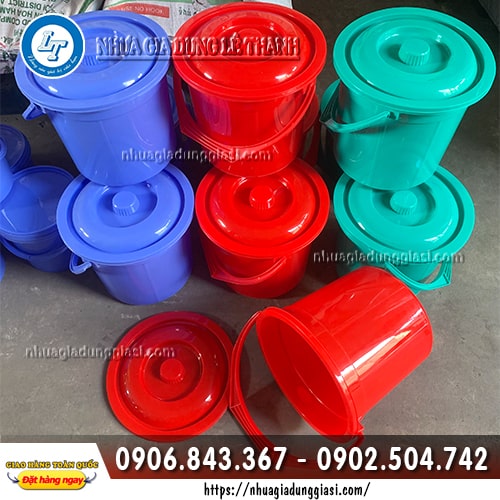 Xô nhựa bền đẹp quai xách tiện dụng Xô nhựa bền đẹp quai xách tiện dụng