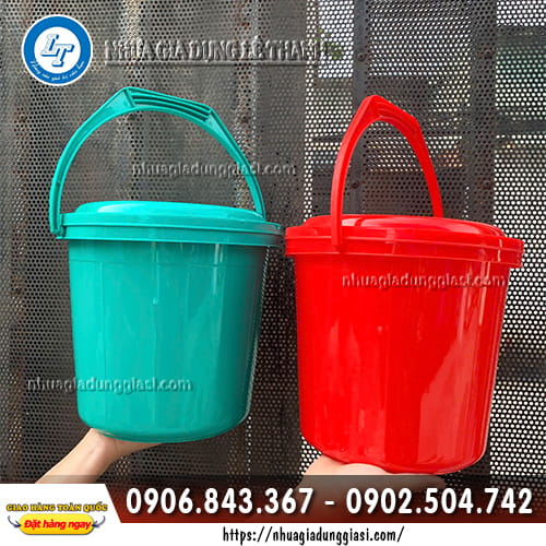 Xô nhựa có quai xách Xô nhựa có quai xách