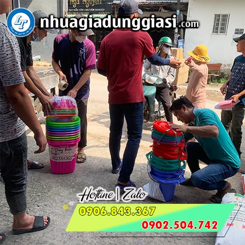 Xô nhựa đựng thực phẩm giá rẻ sẵn kho giao nhanh Xô nhựa đựng thực phẩm giá rẻ sẵn kho giao nhanh