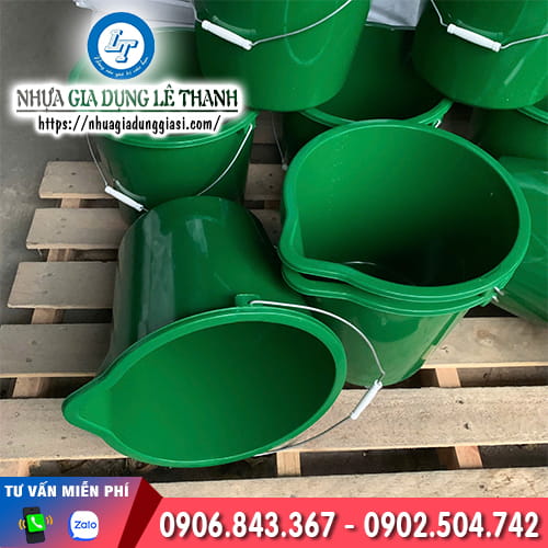 Xô nhựa pha thuốc miệng phễu tiện dụng Xô nhựa pha thuốc miệng phễu tiện dụng