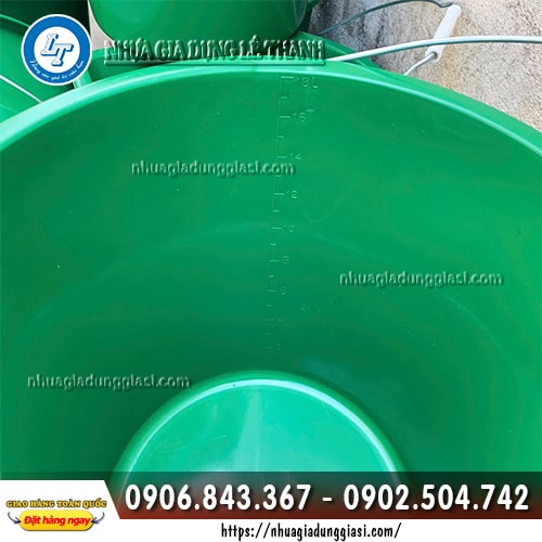 Xô nhựa quai sắt có vạch chia lít Xô nhựa quai sắt có vạch chia lít