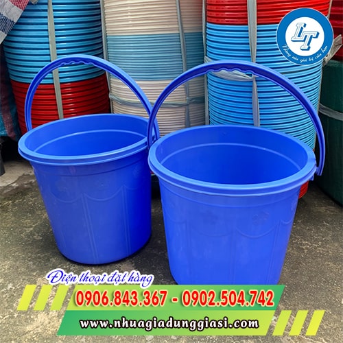 Xô nhựa tròn quai cầm tiện lợi