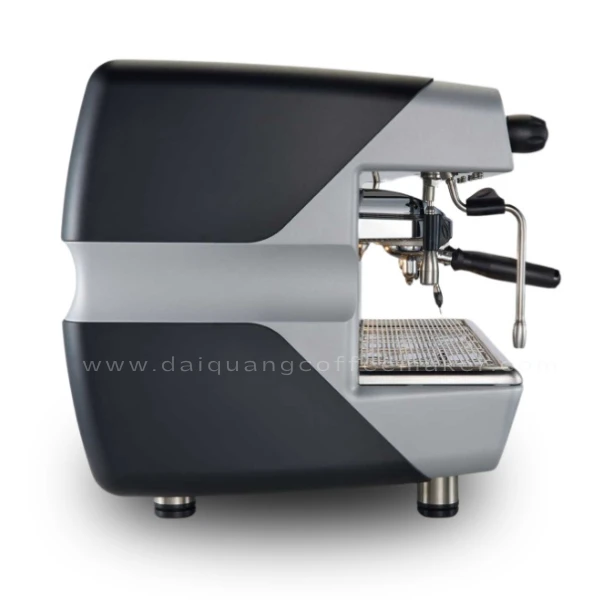 Mặt bên máy pha cafe Casadio Nettuno A1 Group nhỏ gọn