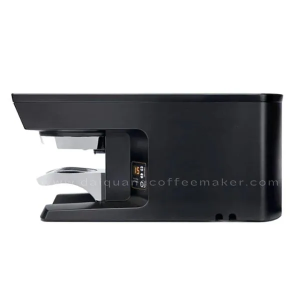 Mặt bên máy PUQPRESS M2 – Phù hợp đặt dưới máy xay cà phê chuyên dụng