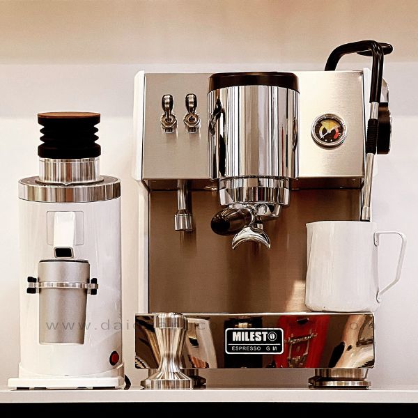 Máy pha cà phê Milesto X20 là lựa chọn lý tưởng của người yêu cà phê