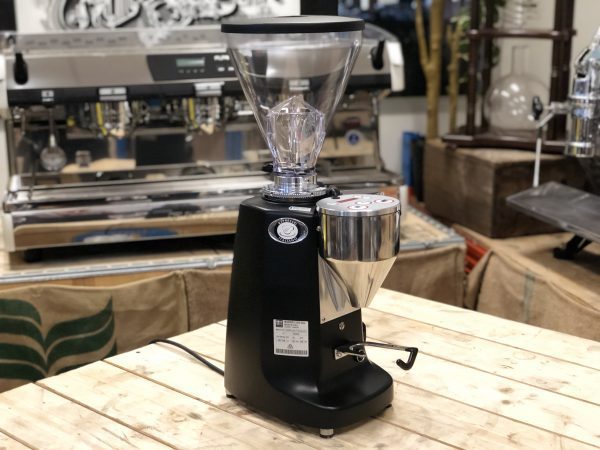 Máy xay Mazzer Super Jolly Electronic tiêu chuẩn Châu Âu, chất lượng từ Italy