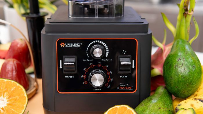Máy xay sinh tố Uniblend 712PLUS trang bị nhiều tính năng xay đa dạng để phục vụ nhu cầu sử dụng phong phú của người dùng