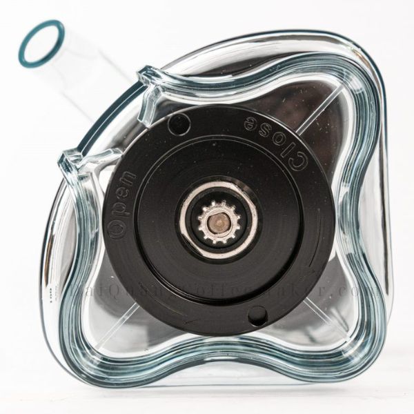 Vệ sinh máy đúng cách và thường xuyên giúp tăng độ bền của máy xay công nghiệp Promix PM - 919B