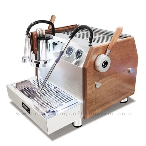 Milesto EM40 – Bí quyết giúp quán cà phê pha 250 ly/ngày siêu nhanh