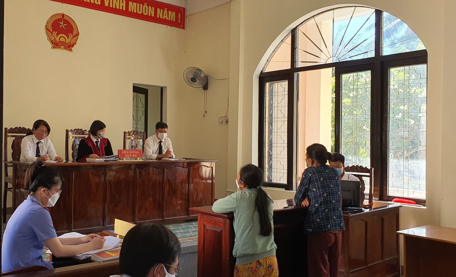 Giải Quyết Vụ Án Hình Sự: Các Giai Đoạn Và Quy Trình
