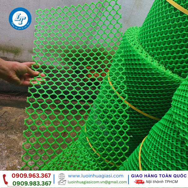 LƯỚI NHỰA MẮT CÁO 30 CM lưới nhựa mắt cáo màu xanh