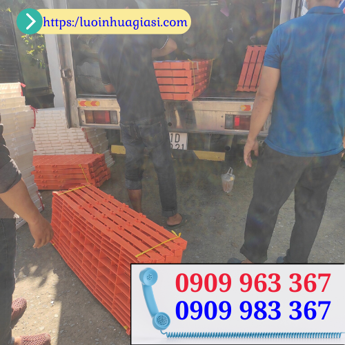 Mua tấm nhựa lót sàn nuôi heo ở đâu giá rẻ? tấm nhựa lót sàn màu cam 40x110