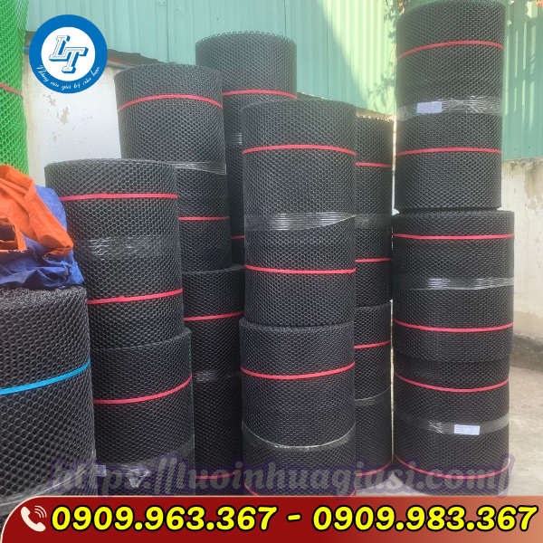 LƯỚI NHỰA PVC GIÁ SỈ TẠI KHO TÂN VĨNH LỘC lưới nhựa mắt cáo màu đen