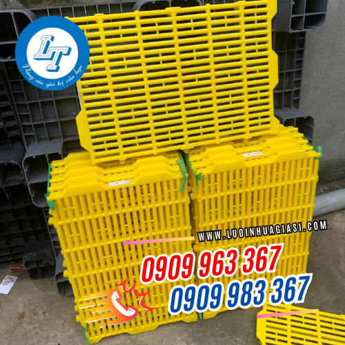 TẤM NHỰA LÓT SÀN CHĂN NUÔI 40X45 TẤM NHỰA LÓT SÀN CHĂN NUÔI 40X45