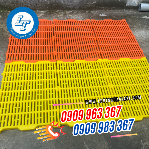 TẤM NHỰA LÓT SÀN CHĂN NUÔI 40X45 TẤM NHỰA LÓT SÀN CHĂN NUÔI 40X45