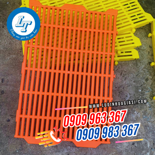 TẤM NHỰA LÓT SÀN CHĂN NUÔI 40X45 TẤM NHỰA LÓT SÀN CHĂN NUÔI 40X45