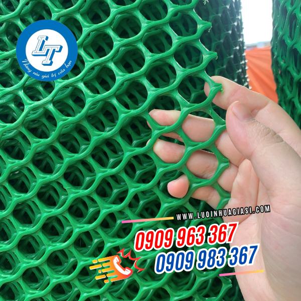 TÌM MUA LƯỚI QUÂY VƯỜN TRỒNG RAU NUÔI GÀ Ở ĐÂU GIÁ RẺ? lưới nhựa mắt cáo màu xanh