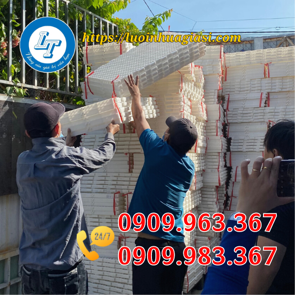 SÀN NHỰA LÓT CHUỒNG LỖ TRÒN 1 CM, 2CM GIÁ XUẤT XƯỞNG tấm sàn nhựa lót chuồng chăn nuôi