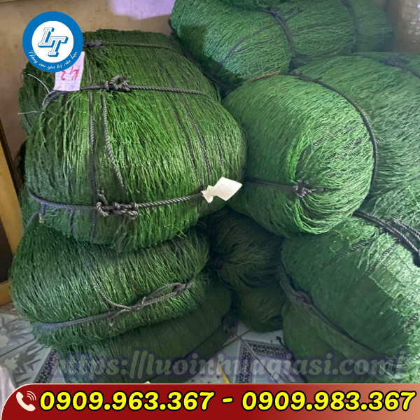 LƯỚI RÀO NUÔI GÀ THẢ VƯỜN lưới gà rêu