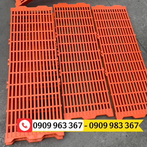 Bán sỉ tấm nhựa lót sàn chuồng trại chăn nuôi tấm sàn nhựa màu cam 40x120cm
