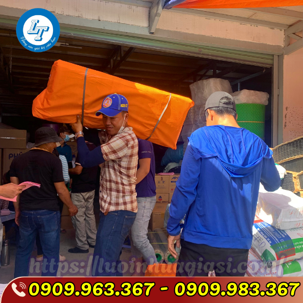 BÁN SỈ GIÁ RẺ BẠT NHỰA 1 MẶT XANH, 1 MẶT CAM LOẠI DÀY BẠT NHỰA XANH CAM