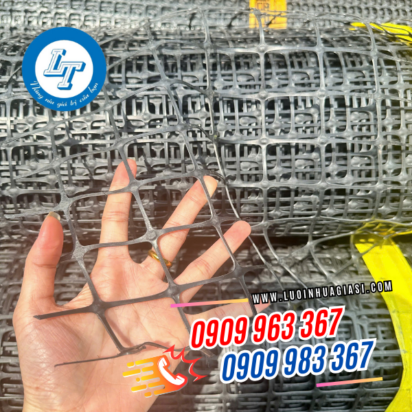 LƯỚI RÀO NHỰA DẺO GIÁ SỈ RẺ lưới nhựa ô vuông đen 3,5cm