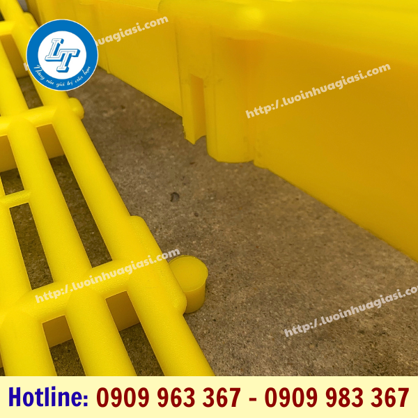 Bán giá rẻ tấm nhựa lót sàn màu vàng cao cấp loại 1 tấm sàn nhựa lót chuồng