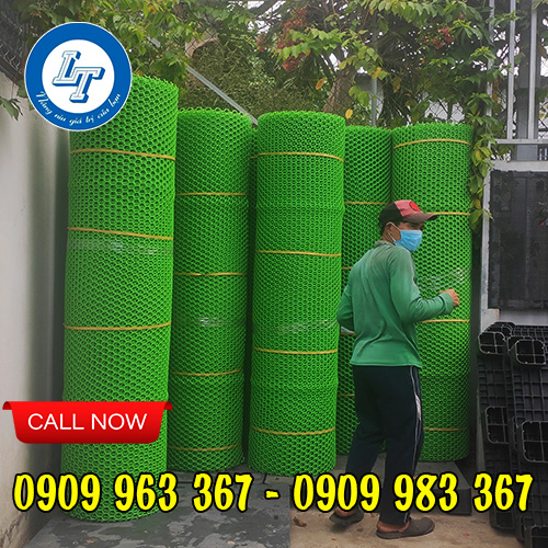 Giá bán sỉ lưới nhựa mắt cáo màu xanh khổ 2m lưới nhựa mắt cáo màu xanh khổ 2m