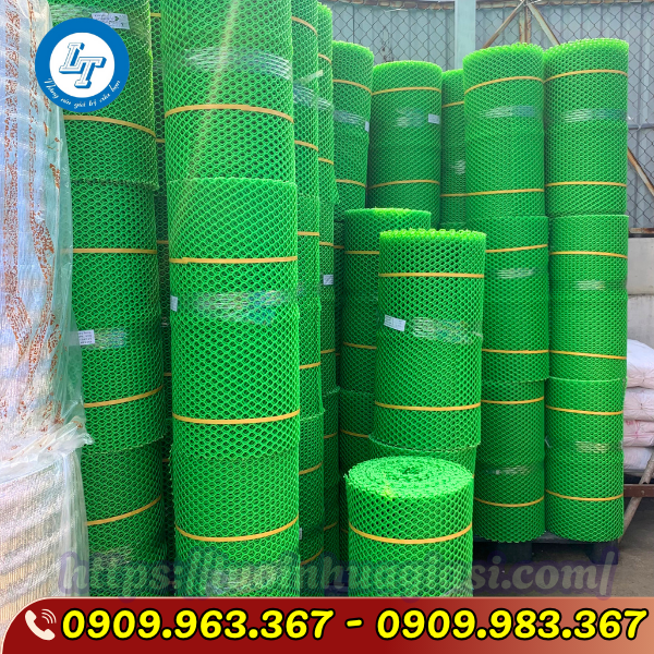 LƯỚI NHỰA MÀU XANH MUA Ở ĐÂU GIÁ RẺ CHẤT LƯỢNG lưới nhựa mắt cáo màu xanh