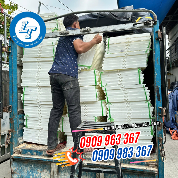 đại lý bán sàn nhựa lót chuồng trại