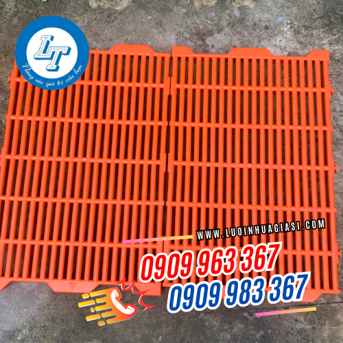 TẤM NHỰA LÓT SÀN CHĂN NUÔI 40X45 TẤM NHỰA LÓT SÀN CHĂN NUÔI 40X45