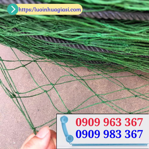 Lưới gà luồn dây sẵn giá rẻ bán kg lưới cước rào luồn dây màu xanh