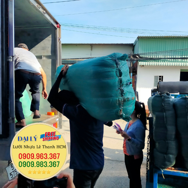 Tìm mua lưới rào ngăn gà vịt giá cả bình dân lưới nhựa lê thanh